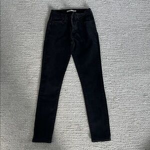 Levi's Women's Black Skinny Jeans